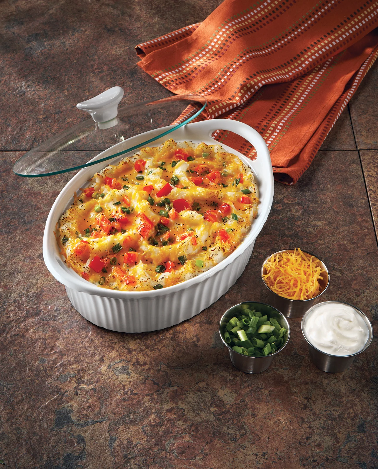 CorningWare® French White® 1.5-quart Oval Casserole Dish with Lid - Image 4